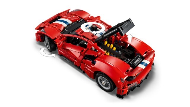 LEGO TECHNIC - COCHE FERRARI 488 PISTA